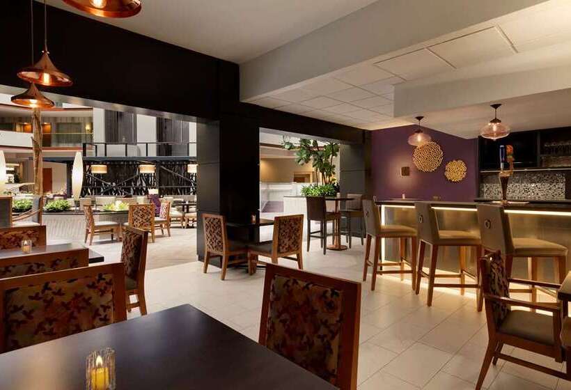 هتل Embassy Suites By Hilton Irvine Orange County Airport