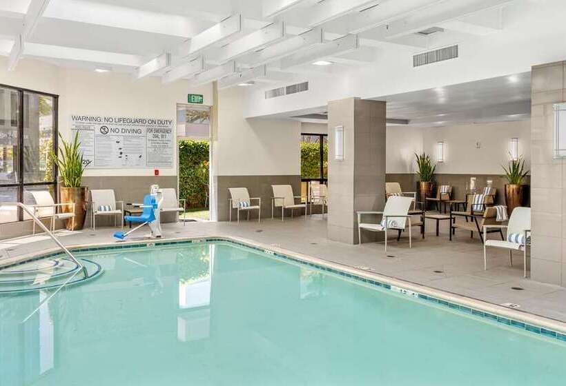 هتل Embassy Suites By Hilton Irvine Orange County Airport