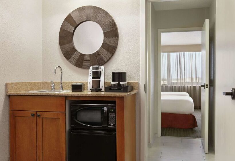 Hotel Embassy Suites By Hilton Orlando International Drive Icon Park