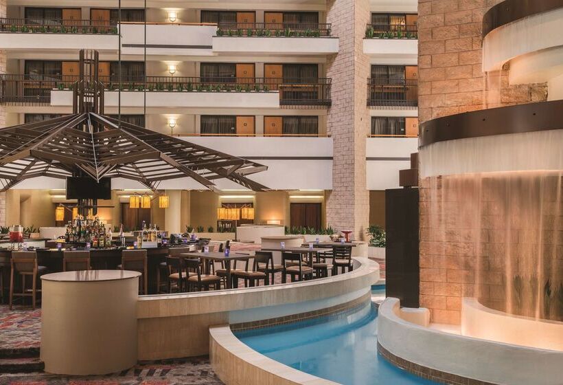 Hotel Embassy Suites By Hilton Orlando International Drive Icon Park