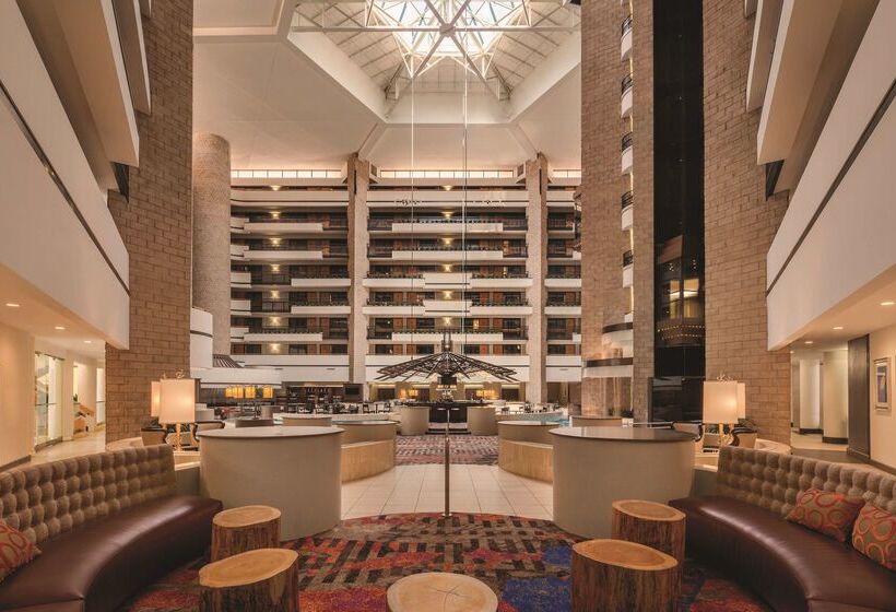 Hotel Embassy Suites By Hilton Orlando International Drive Icon Park