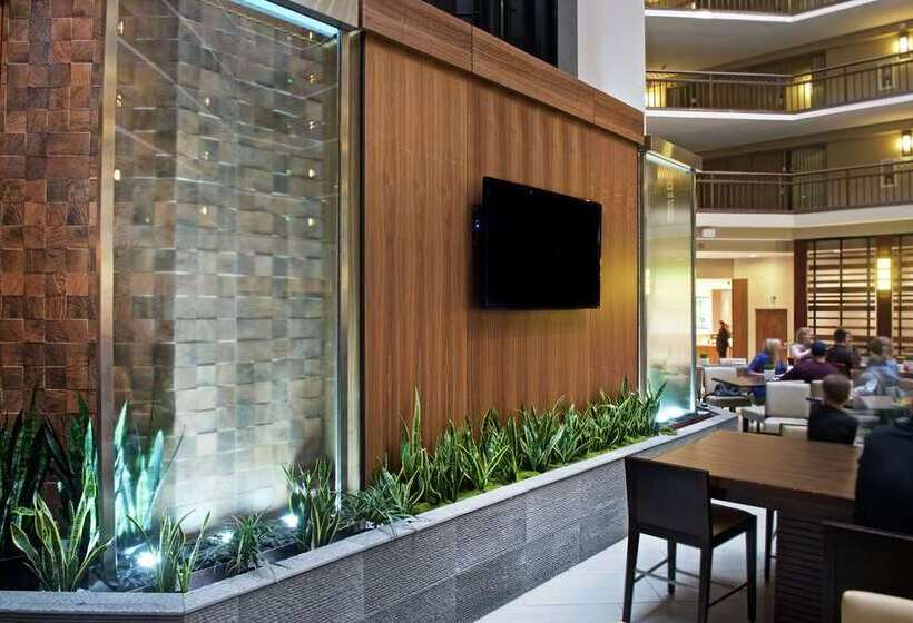 فندق Embassy Suites By Hilton Portland Tigard