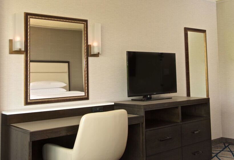 فندق Embassy Suites By Hilton Portland Tigard