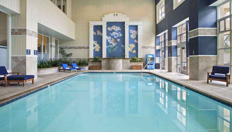 هتل Embassy Suites By Hilton San Diego Bay Downtown