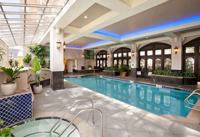 هتل Embassy Suites By Hilton San Francisco Airport Waterfront