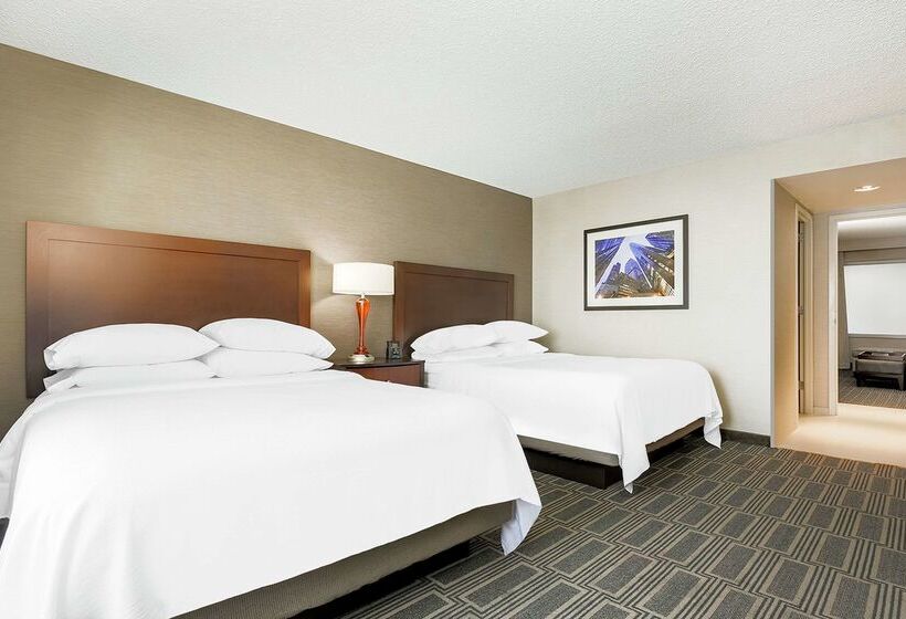 هتل Embassy Suites By Hilton Chicago Lombard Oak Brook