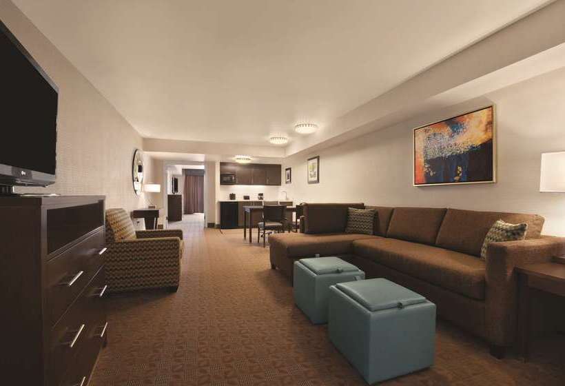 هتل Embassy Suites Corpus Christi