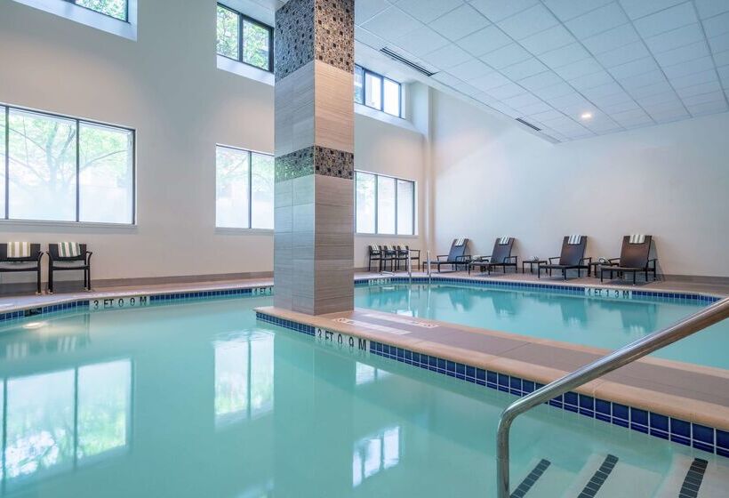 هتل Embassy Suites By Hilton Washington Dc Georgetown