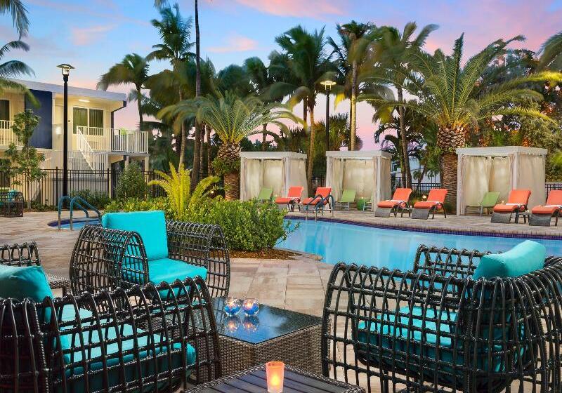 هتل Fairfield Inn & Suites By Marriott Key West At The Keys Collection