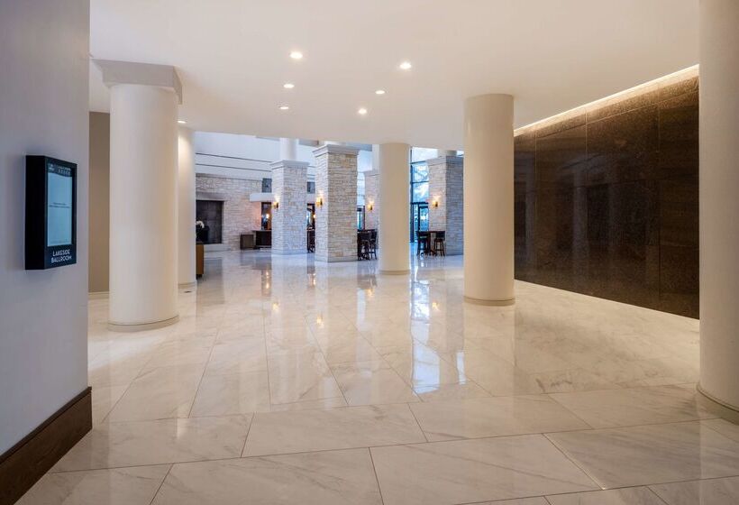 هتل Hilton Dallas Lincoln Centre