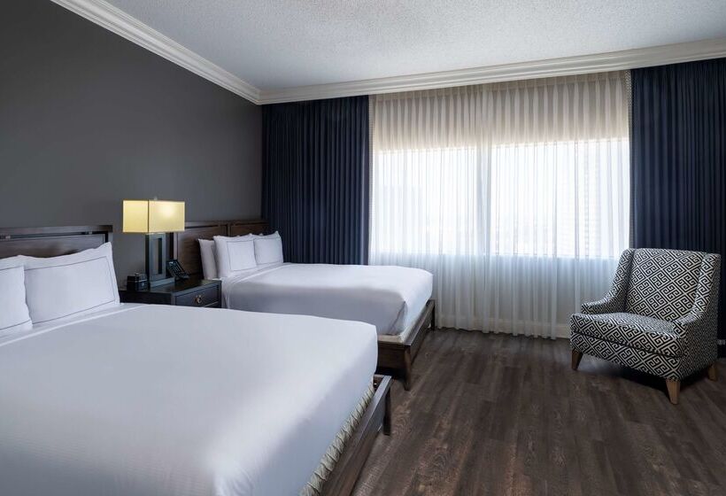 هتل Hilton Dallas Lincoln Centre