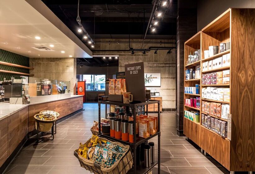 בית מלון כפרי Hilton Fort Wayne At The Grand Wayne Convention Center