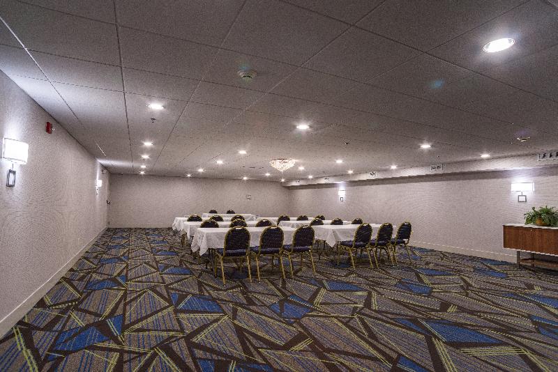 هتل Holiday Inn Express Branford New Haven, An Ihg