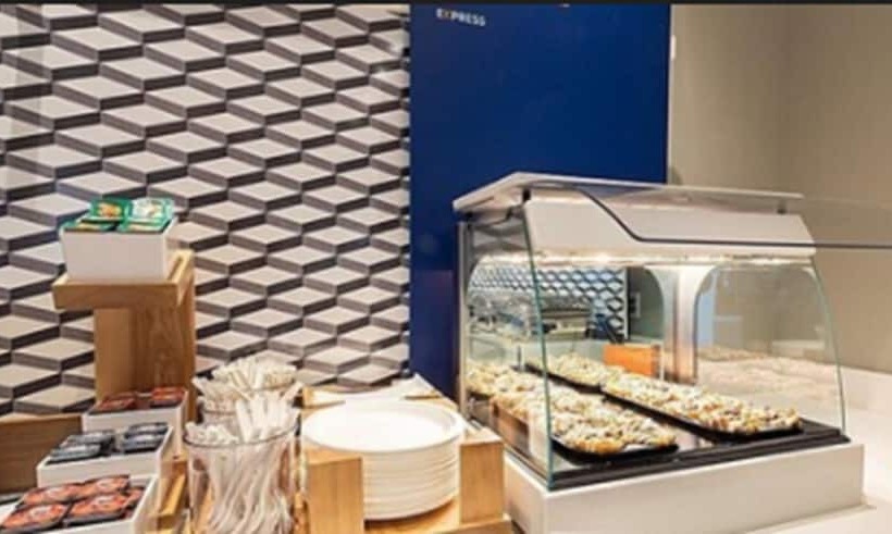 Отель Holiday Inn Express   Minneapolis West   Plymouth, An Ihg