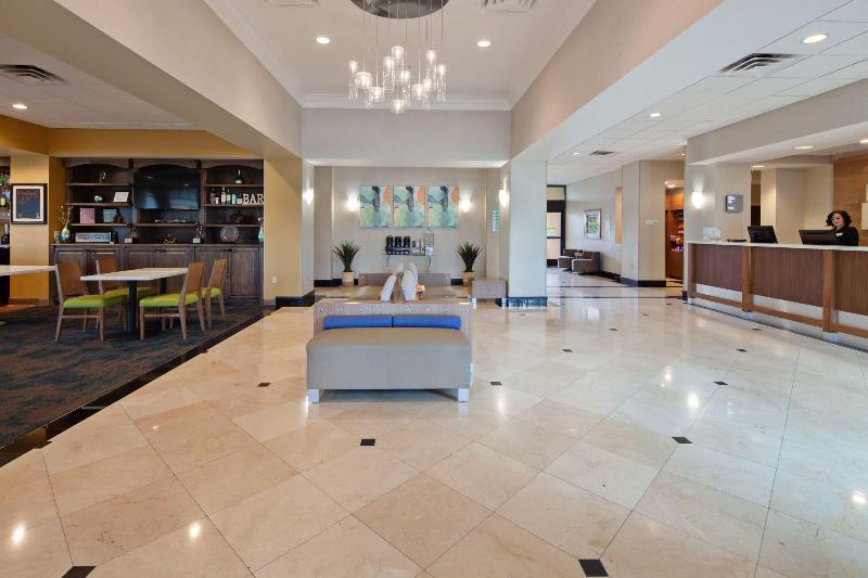 هتل Holiday Inn Palmdale Lancaster, An Ihg