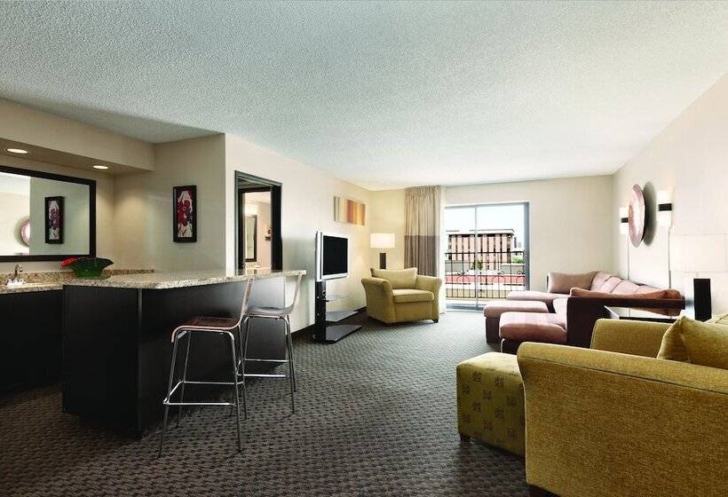 هتل Hyatt Regency Green Bay