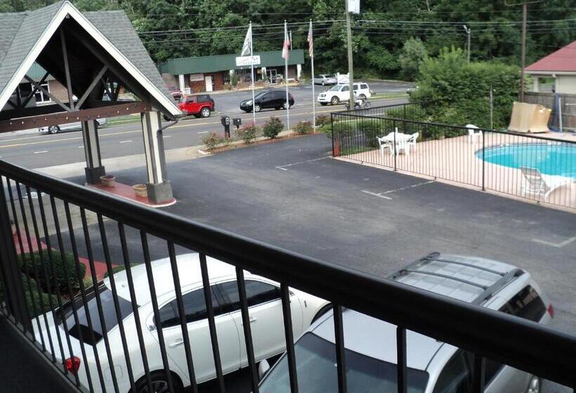 호텔 Knights Inn Cleveland, Ga