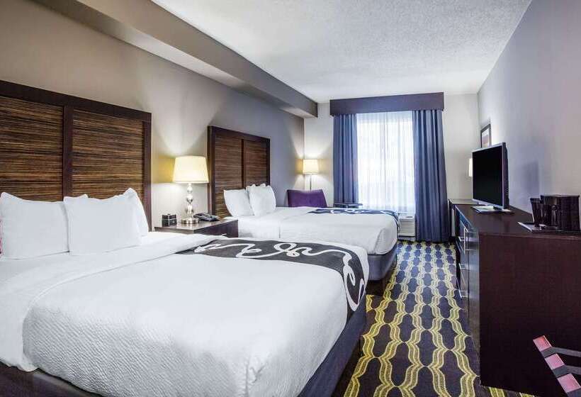 Hotel La Quinta Inn & Suites By Wyndham Lynchburg At Liberty Univ