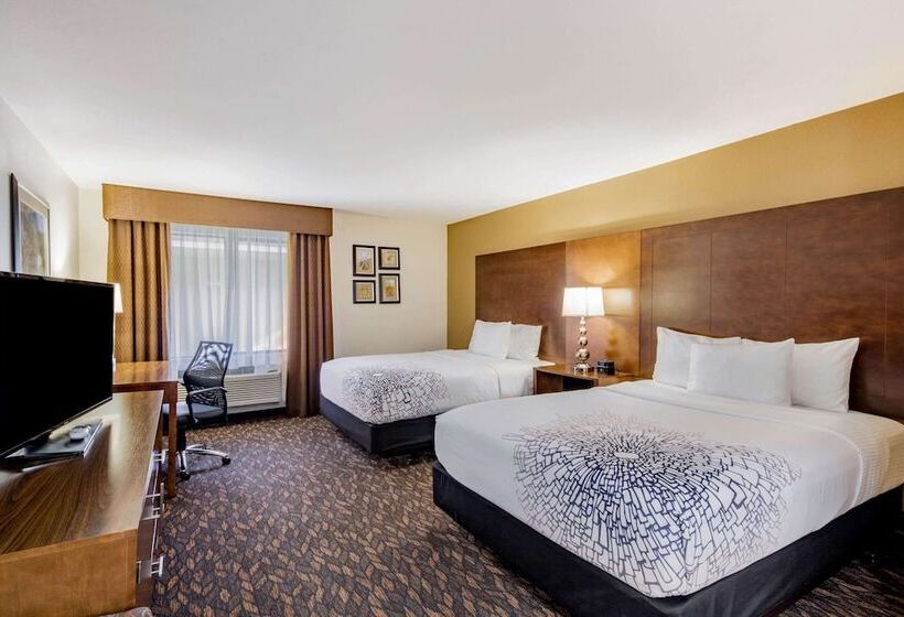 בית מלון כפרי La Quinta By Wyndham Oakland Hayward