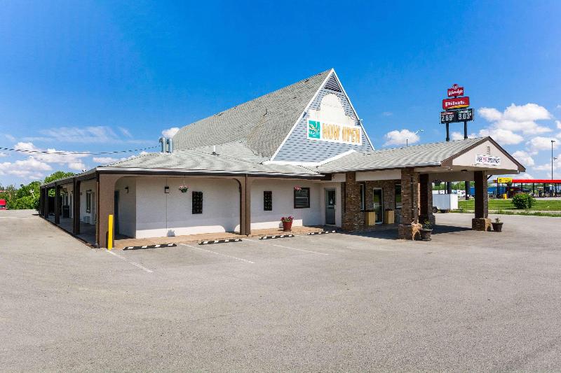 هتل Quality Inn