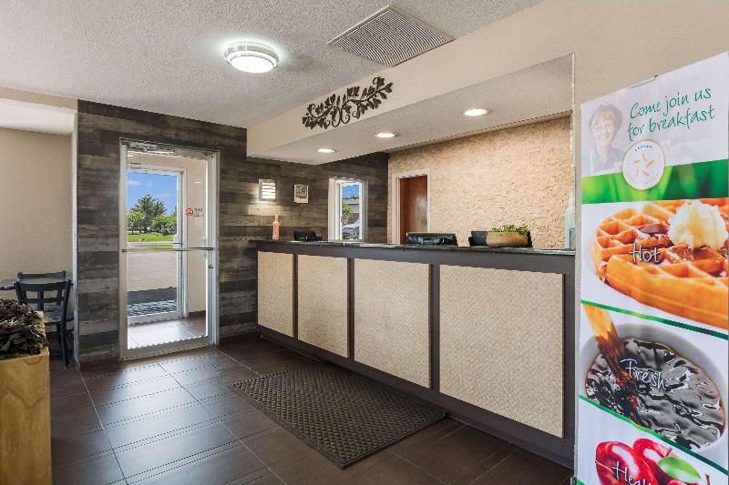 هتل Quality Inn