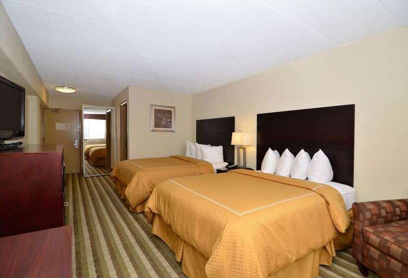 Hotel Quality Inn & Suites New York Avenue