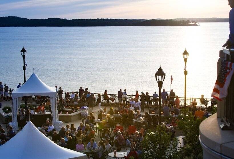 هتل The Edgewater