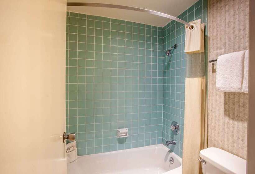 호텔 Travelodge By Wyndham Monterey Bay