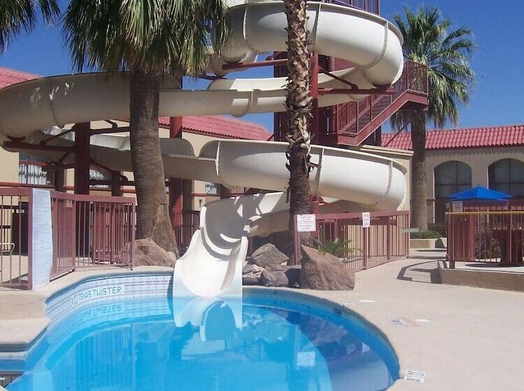 هتل Wyndham El Paso Airport  And Water Park