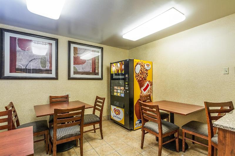 Motel 6green Bay, Wi  Lambeau