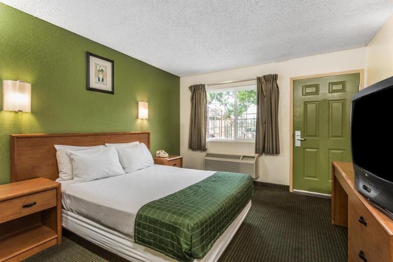مُتل Studio 6 Suites San Ysidro Ca San Diego South Bay