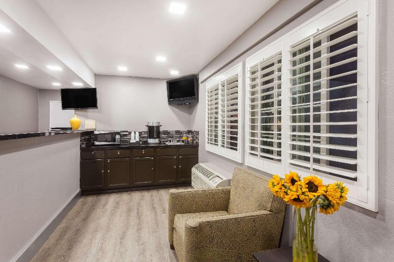 مُتل Studio 6 Suites San Ysidro Ca San Diego South Bay