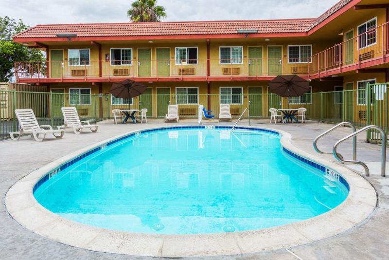 مُتل Studio 6 Suites San Ysidro Ca San Diego South Bay