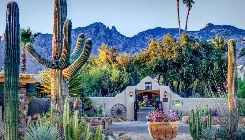 Hacienda Del Sol Guest Ranch Resort