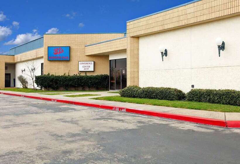 בית מלון כפרי Red Roof Inn La Marque