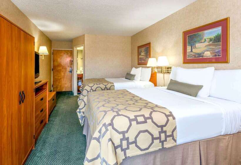 هتل Baymont By Wyndham Amarillo East