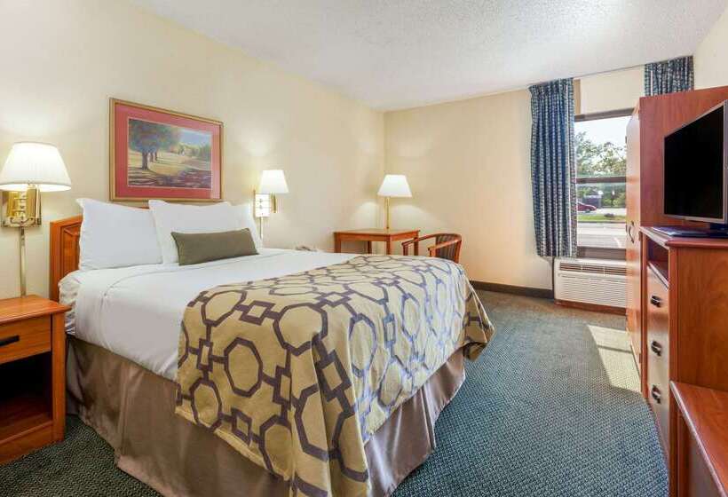 هتل Baymont By Wyndham Amarillo East