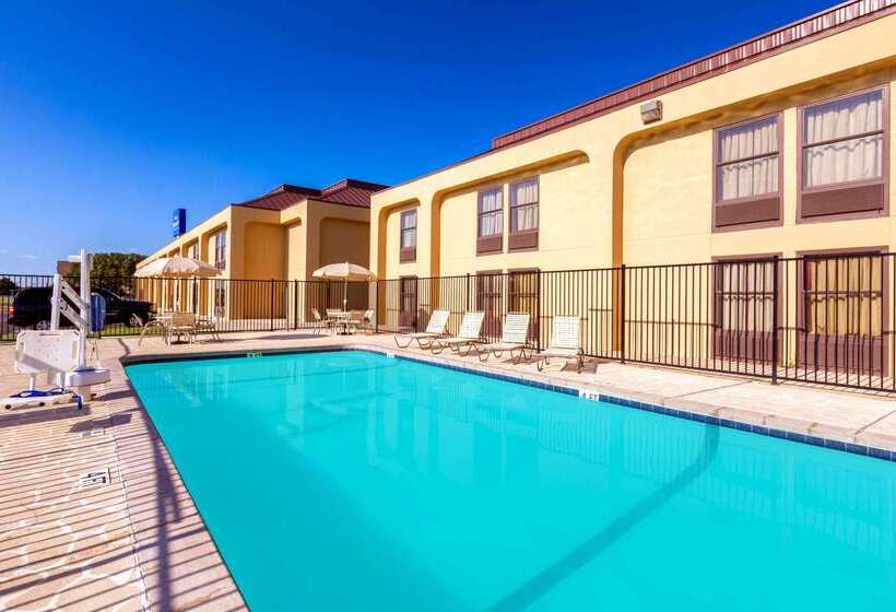 Hotel Baymont By Wyndham Amarillo East