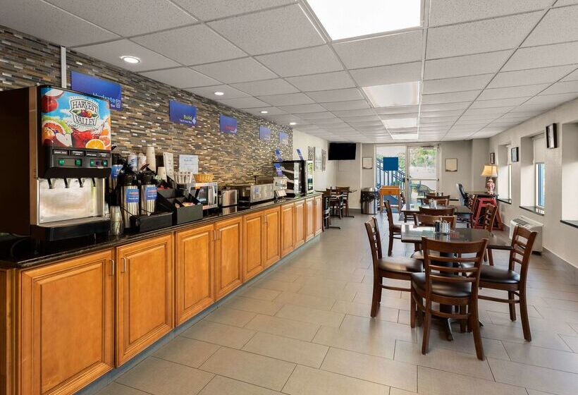 호텔 Best Western Adena Inn