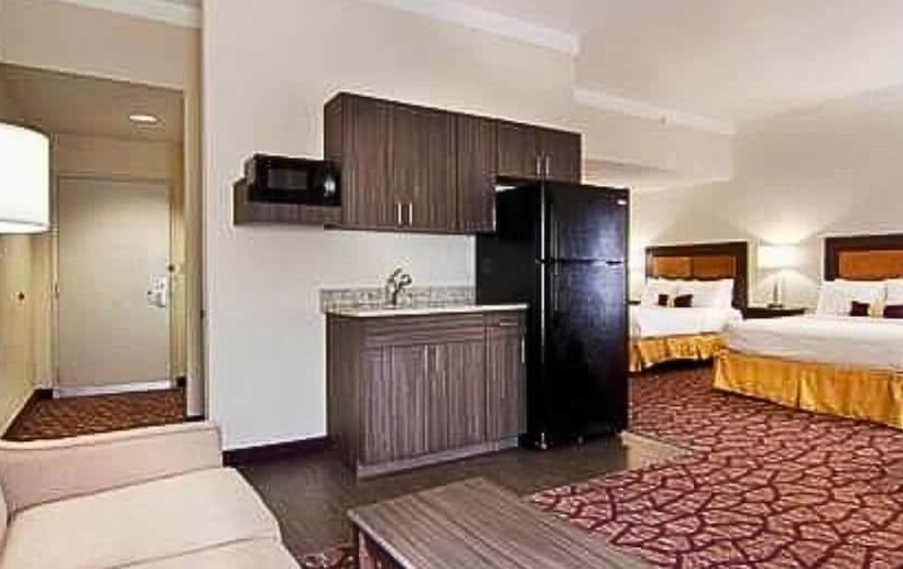 هتل Best Western Airport Inn