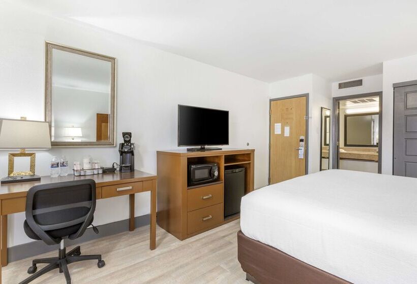 Best Western Plus El Paso Airport Hotel & Conference Center