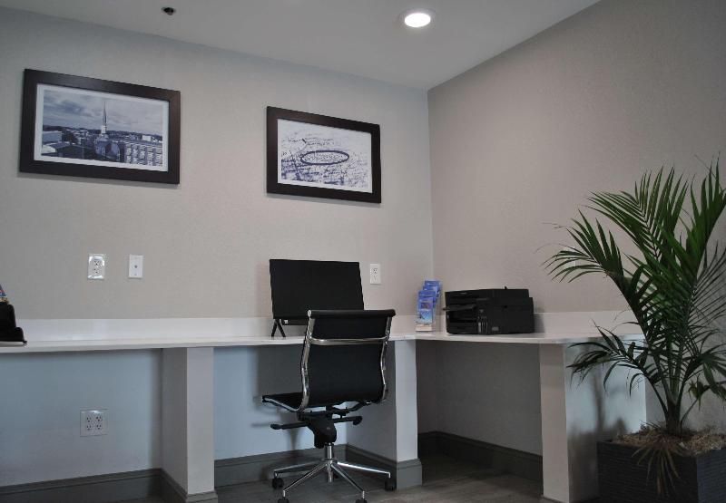 ホテル Comfort Inn & Suites