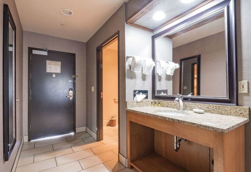 فندق Best Western Plus Grantree Inn