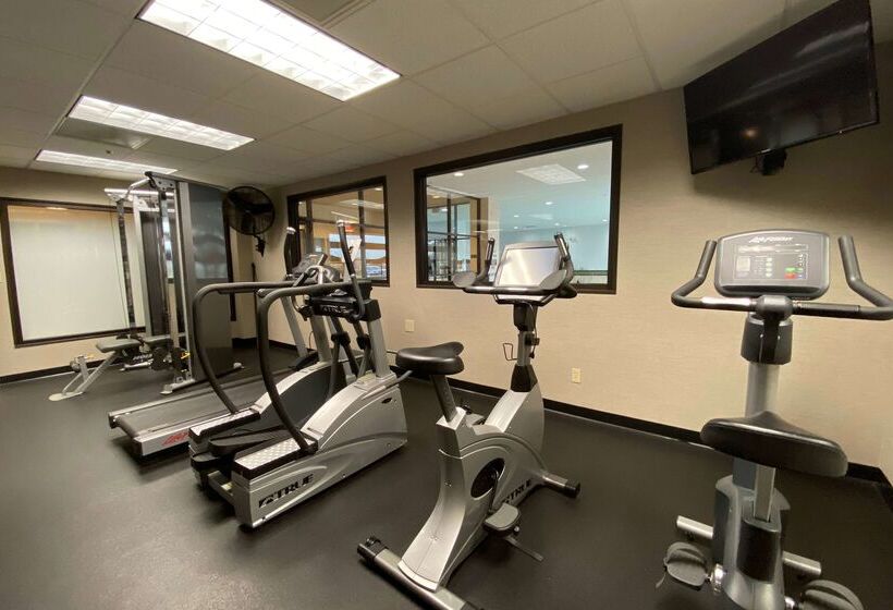 בית מלון כפרי Wyndham Minneapolis South Burnsville