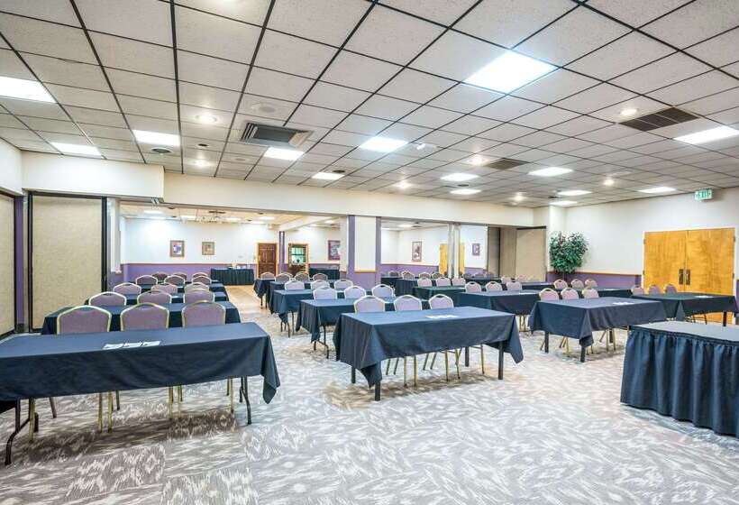 فندق Clarion Inn Grand Junction Airport