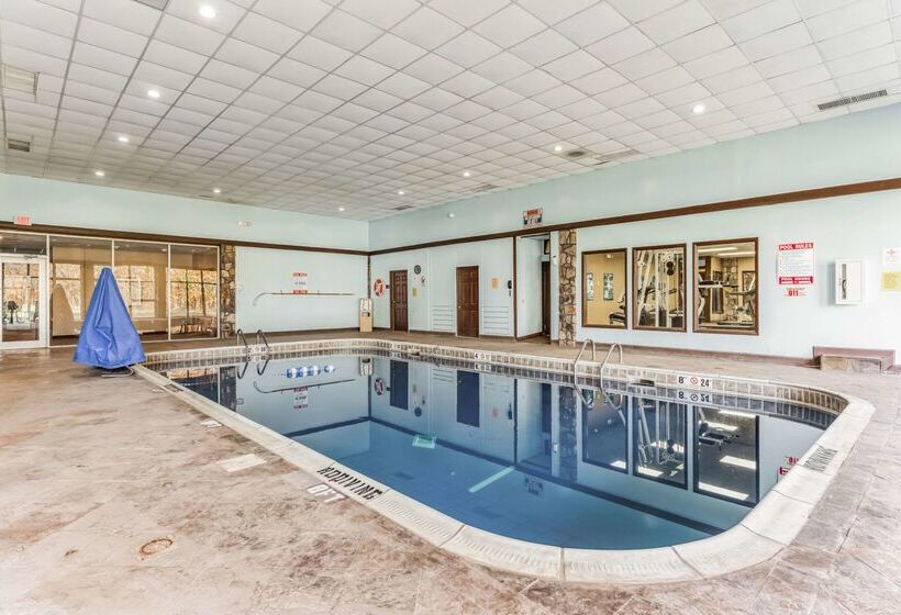 Отель Comfort Inn Grantsvilledeep Creek Lake