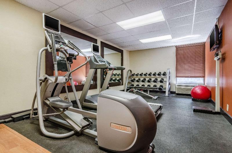 בית מלון כפרי Comfort Inn Raleigh Midtown