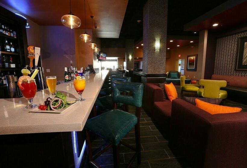 هتل Radisson Oklahoma City Northwest