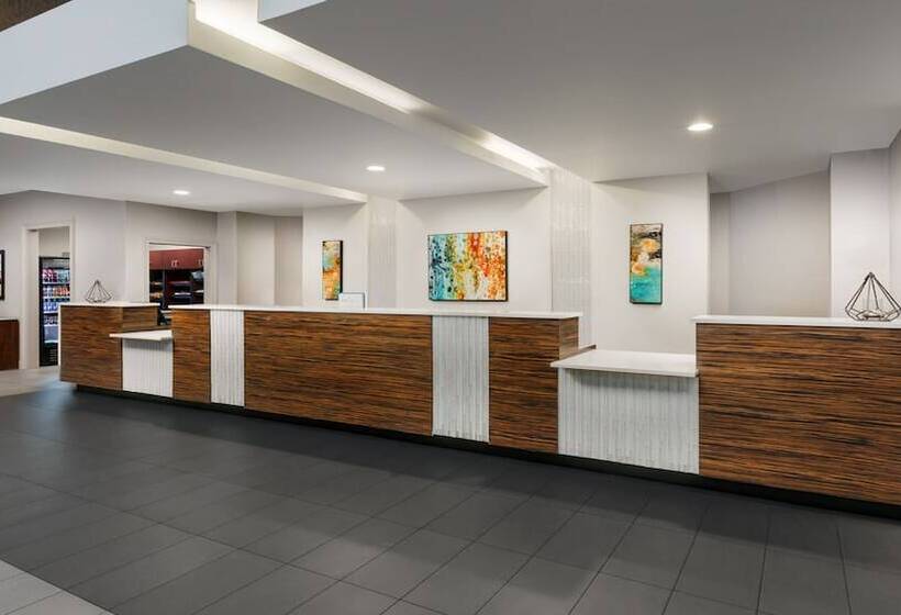 هتل Crowne Plaza Phoenix Airport   Phx, An Ihg