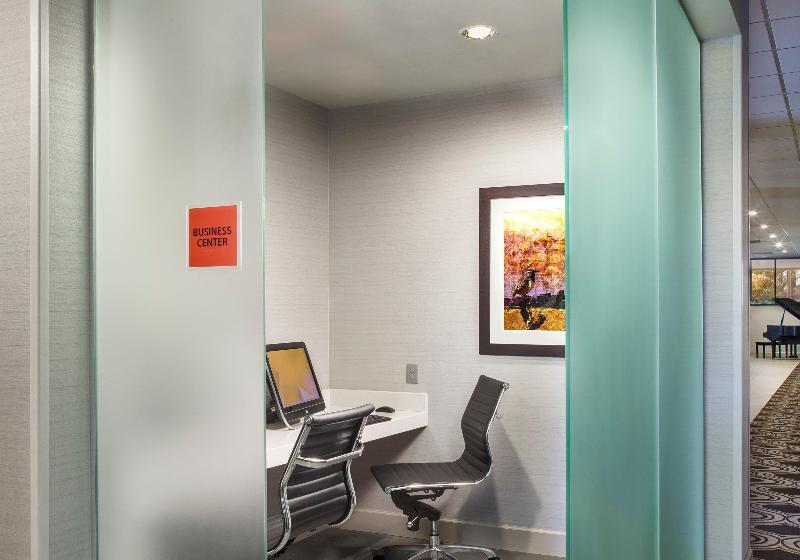 هتل Crowne Plaza Phoenix Airport   Phx, An Ihg